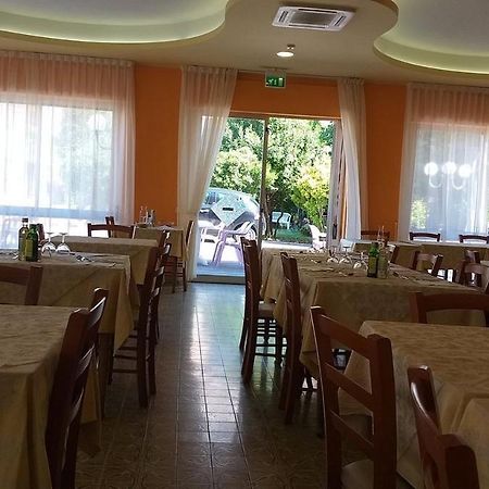 Hotel Adriatico Bellaria-Igea Marina Eksteriør billede