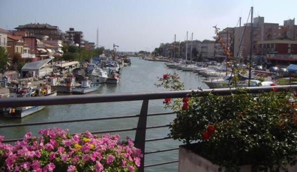 Hotel Adriatico Bellaria-Igea Marina Eksteriør billede